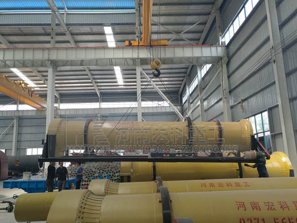 駐馬店西平的客戶，您采購的豬糞烘干機(jī)已發(fā)出，請(qǐng)查收